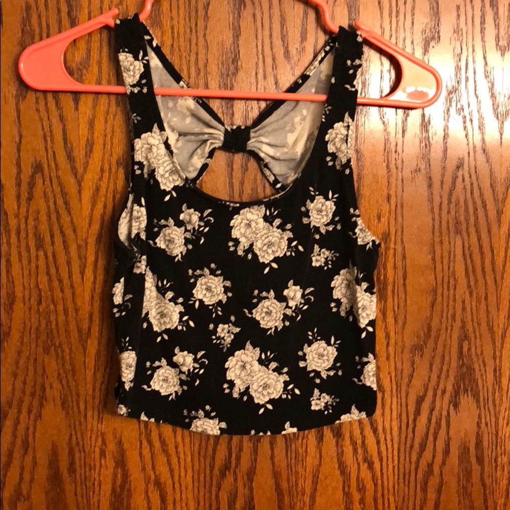 Flower crop top with bow detail on the back